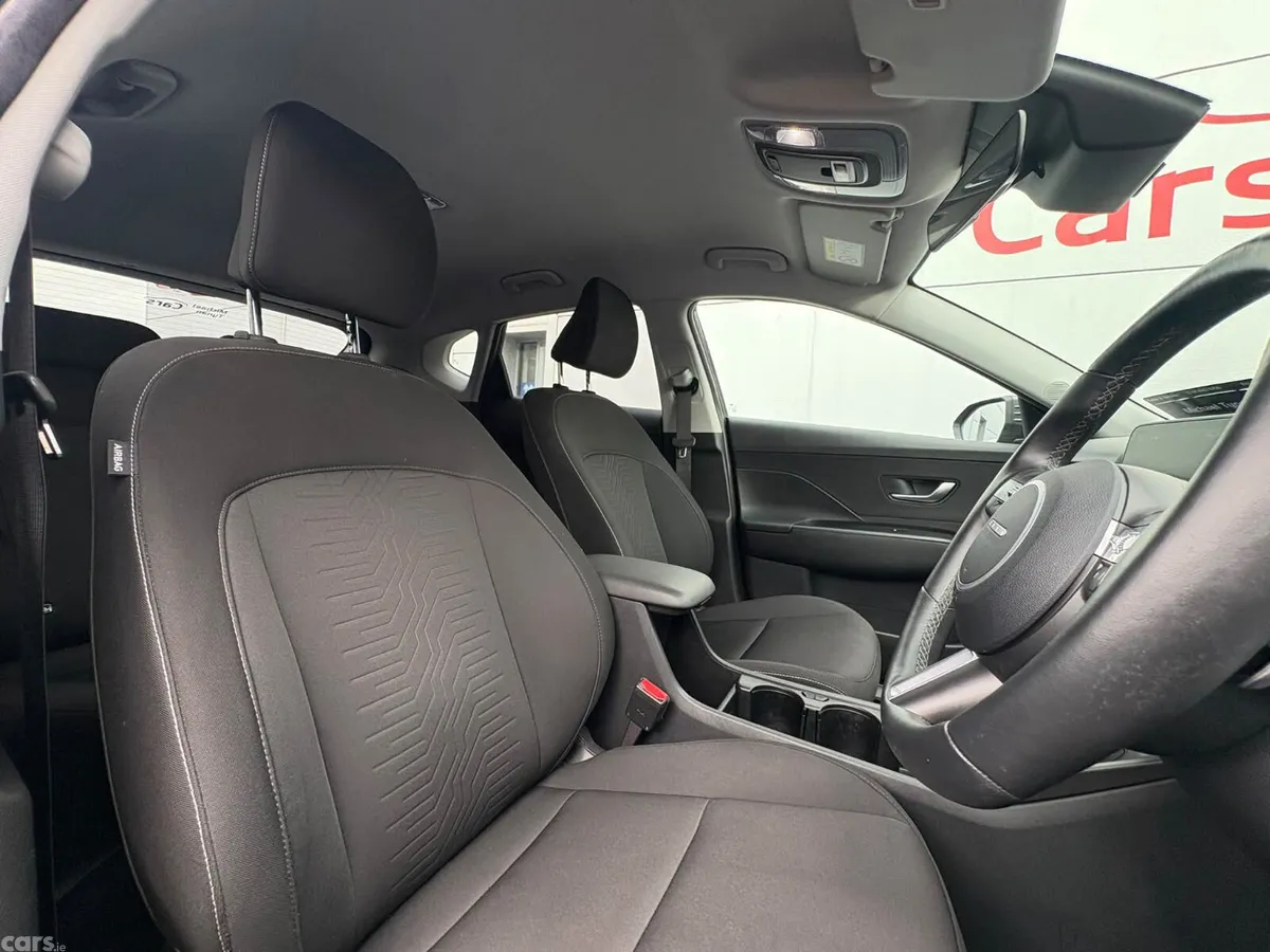 Hyundai KONA Hatchback, Electric, 2026, Green