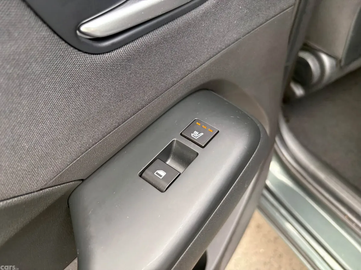 Hyundai KONA Hatchback, Electric, 2026, Green