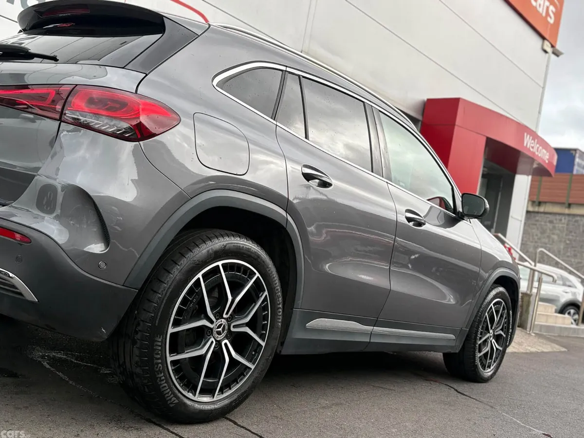 Mercedes-Benz AMG SUV, Electric, 2023, Grey