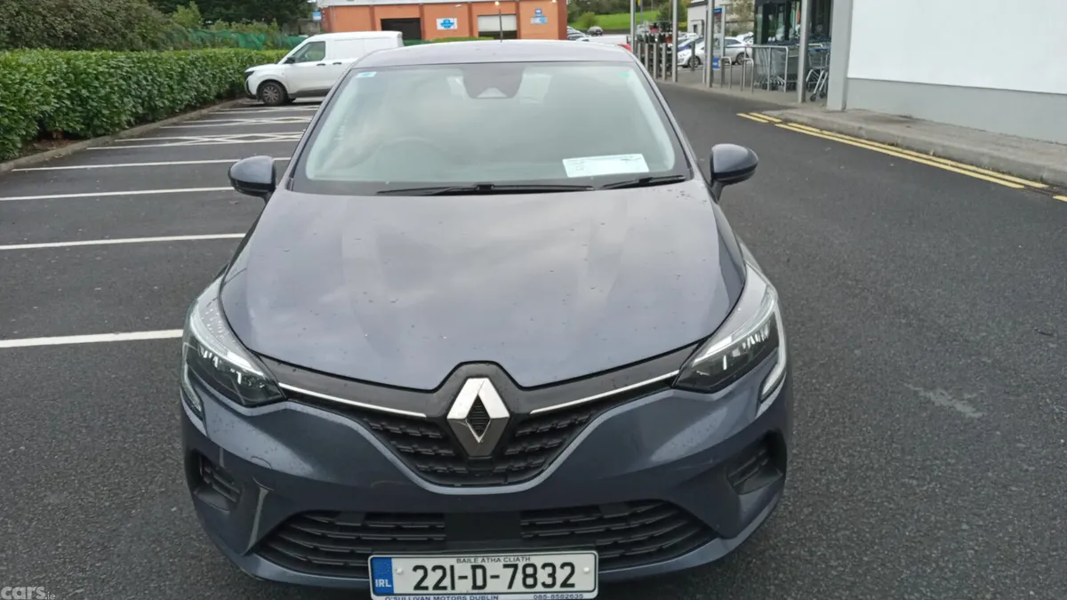 Renault Clio Hatchback, Petrol, 2022, Grey