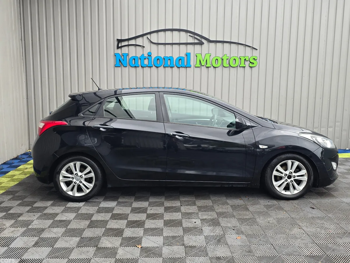 Hyundai i30 Hatchback, Diesel, 2013, Black