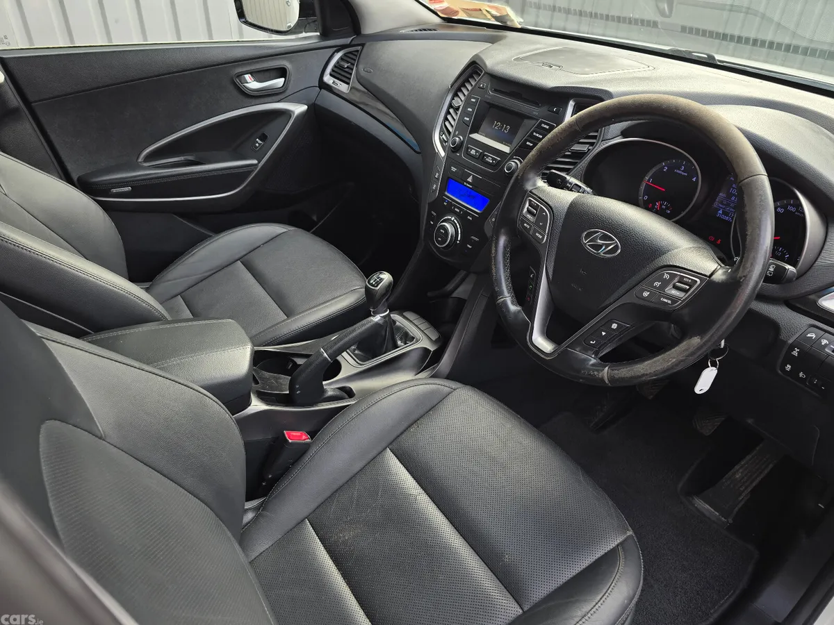 Hyundai Santa Fe SUV, Diesel, 2015, White