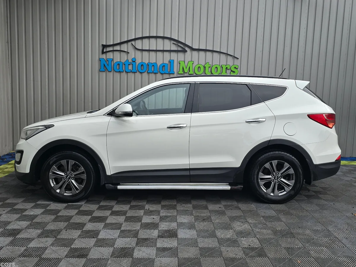 Hyundai Santa Fe SUV, Diesel, 2015, White