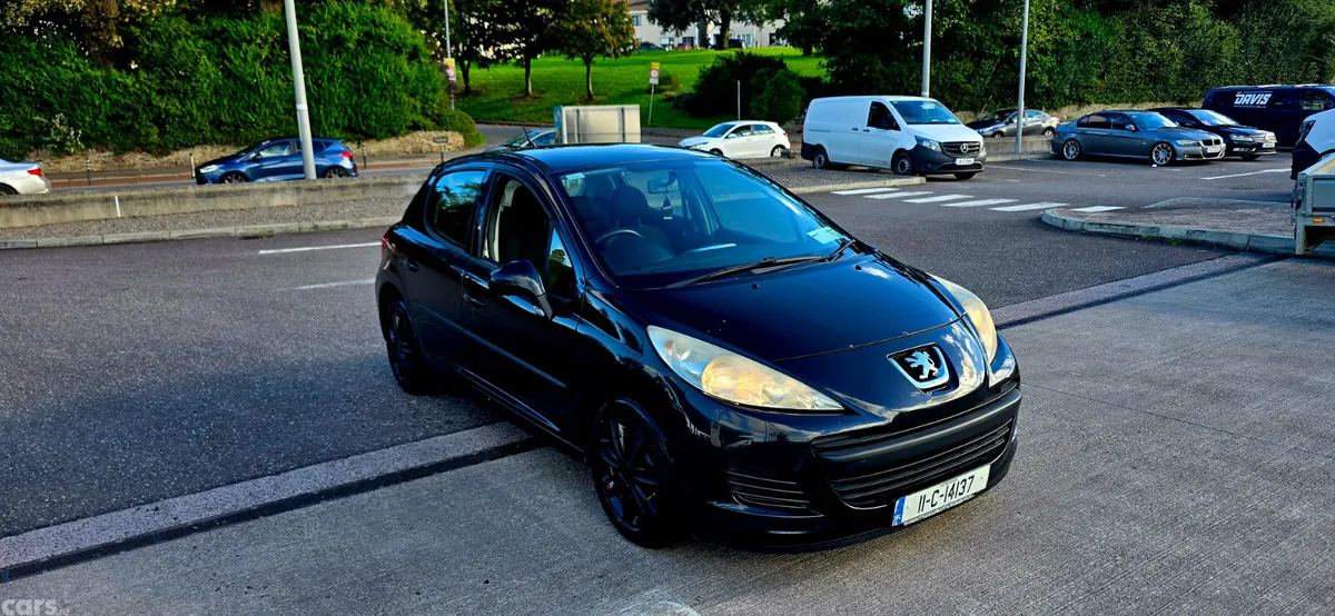 Peugeot 207 Hatchback, Diesel, 2011, Black