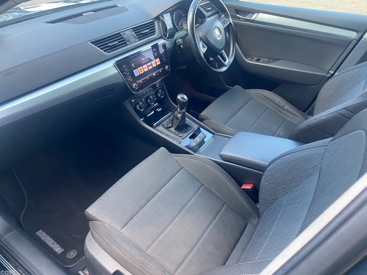 Skoda Superb Saloon, Diesel, 2018, Grey
