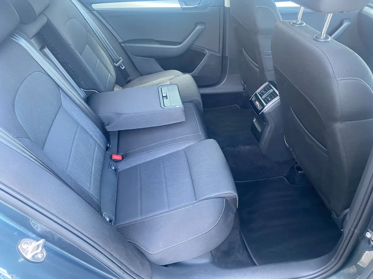 Skoda Superb Saloon, Diesel, 2018, Grey