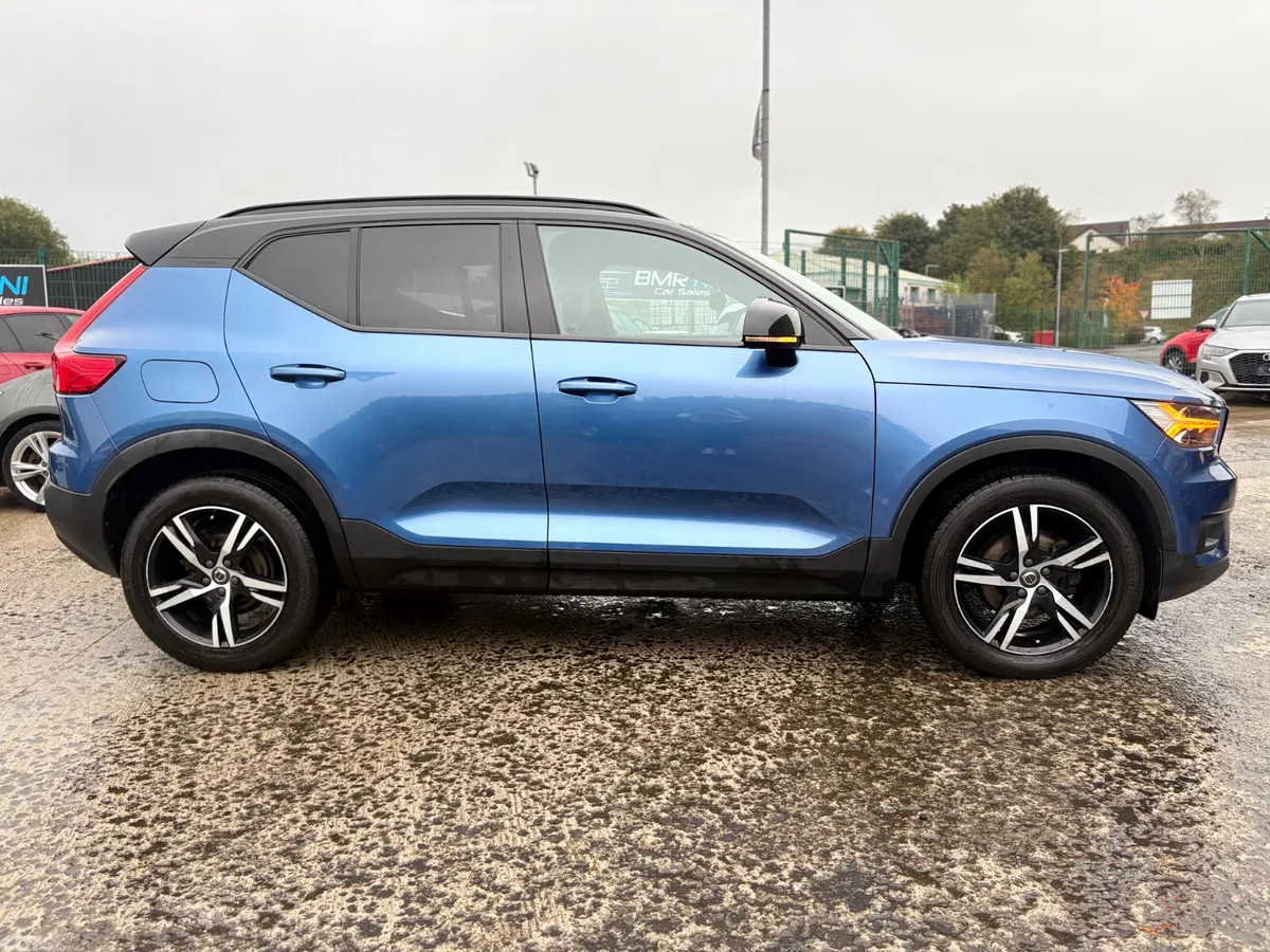 Volvo XC40 SUV, Diesel, 2019, Blue