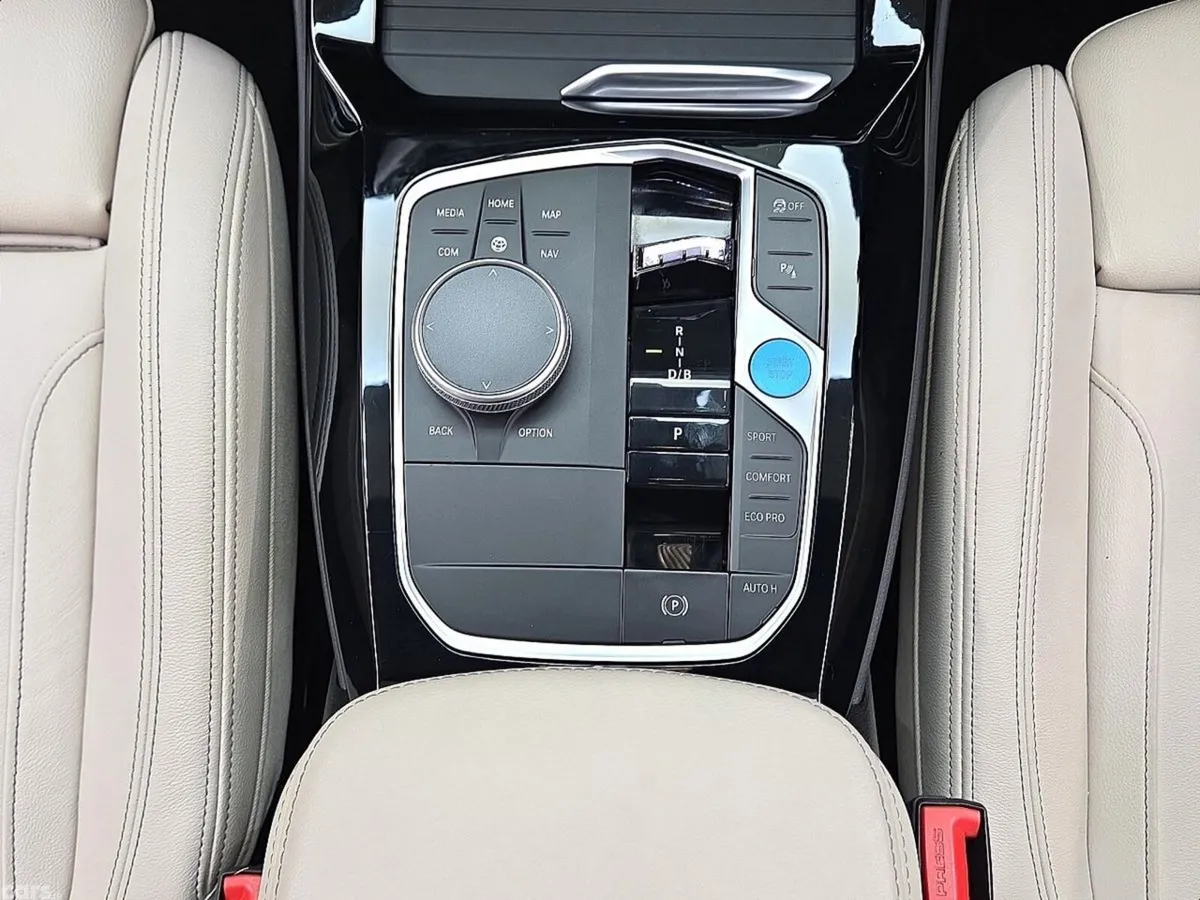 BMW iX3 80 kWh M Sport, Dublin 11