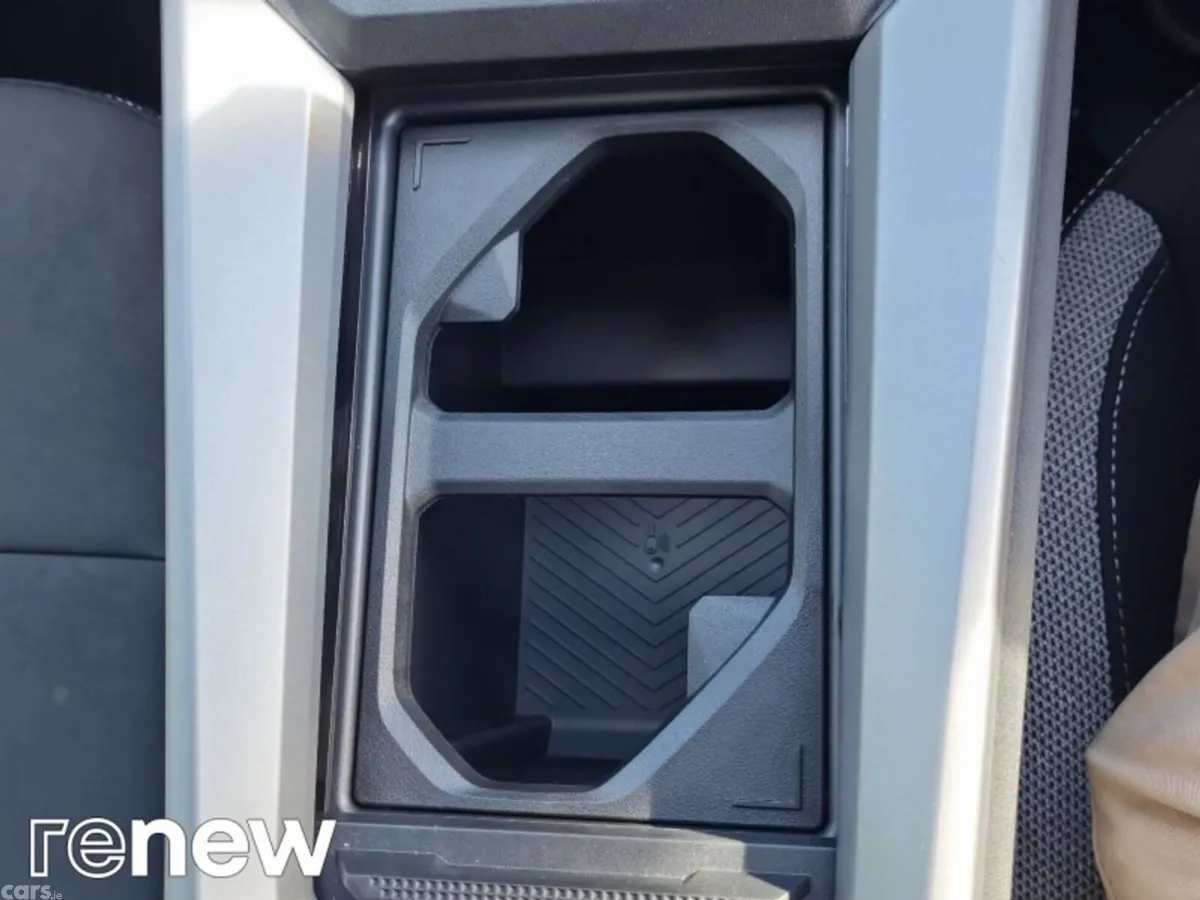 Dacia Bigster Hatchback, Petrol Hybrid, 2026, Grey
