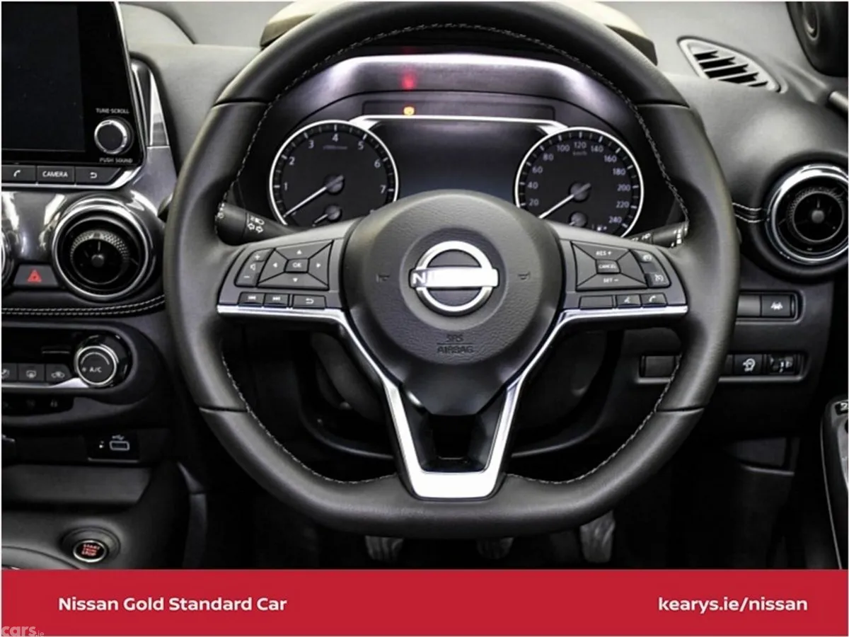 Nissan Juke SUV, Petrol, 2023, Red