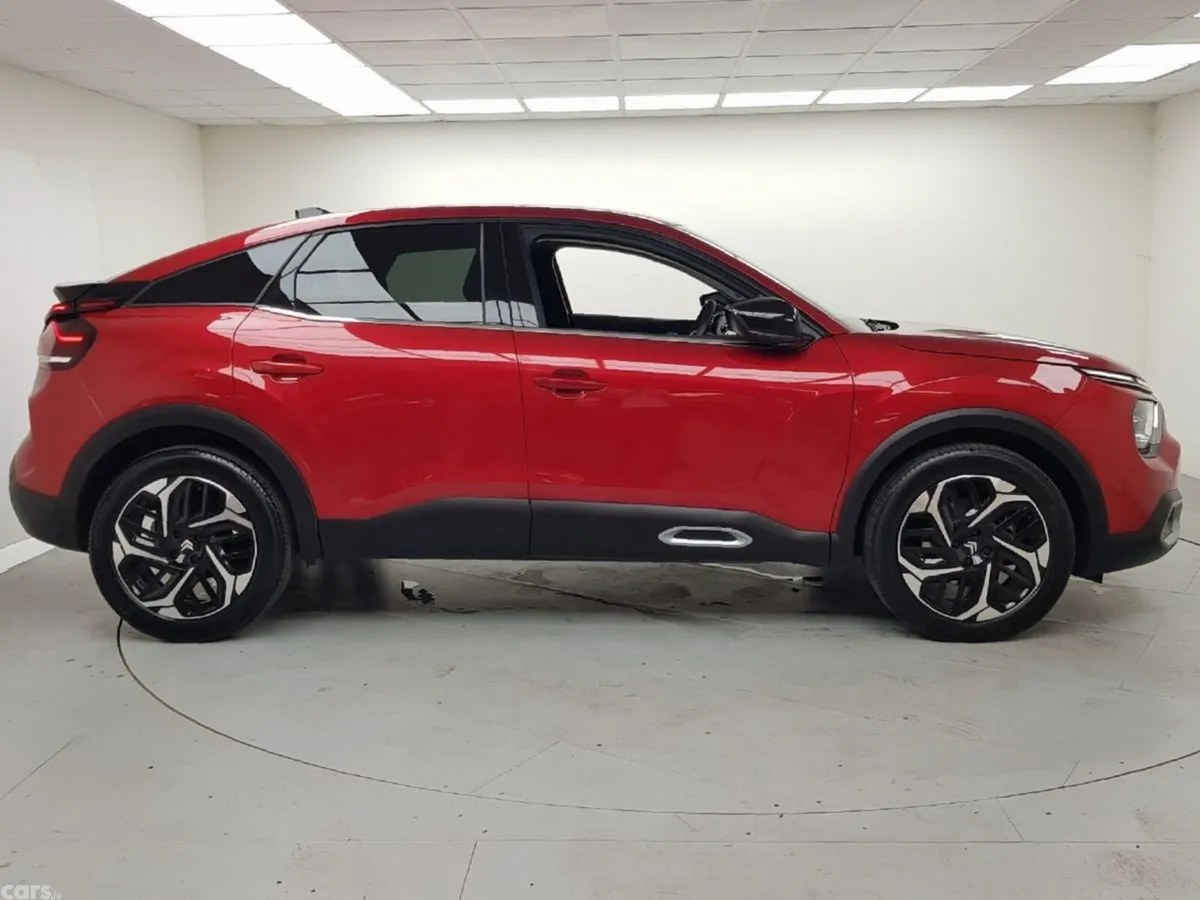 Citroen C4 Hatchback, Diesel, 2025, Red