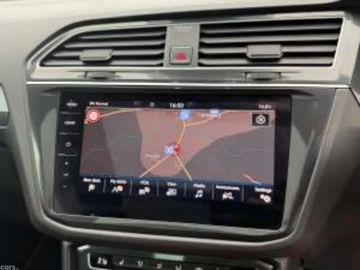 Volkswagen Tiguan SUV, Diesel, 2018, White