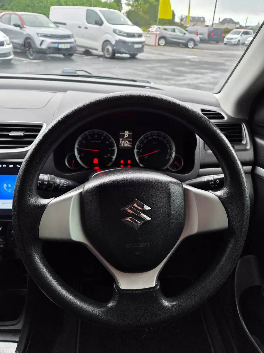 Suzuki Swift Hatchback, Petrol, 2014, Black