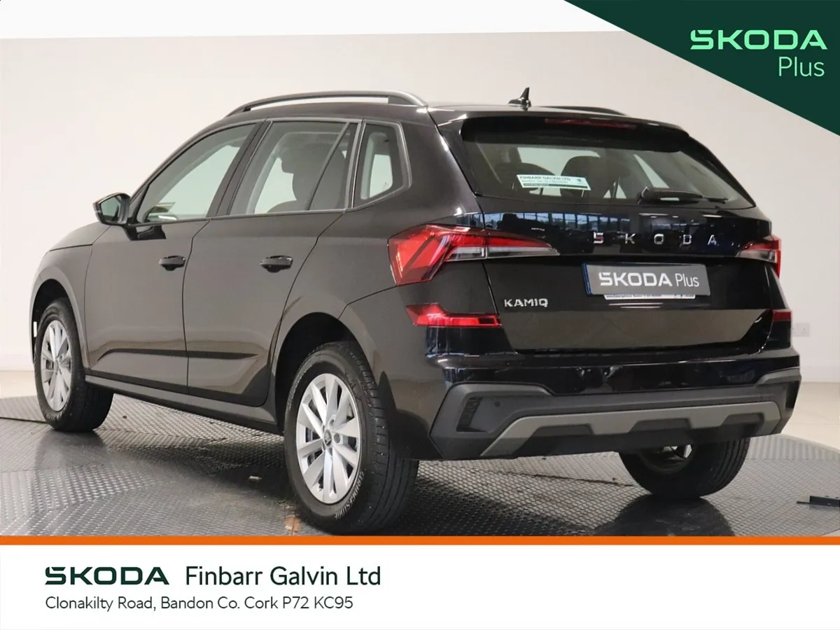 Skoda Kamiq Hatchback, Petrol, 2026, Black