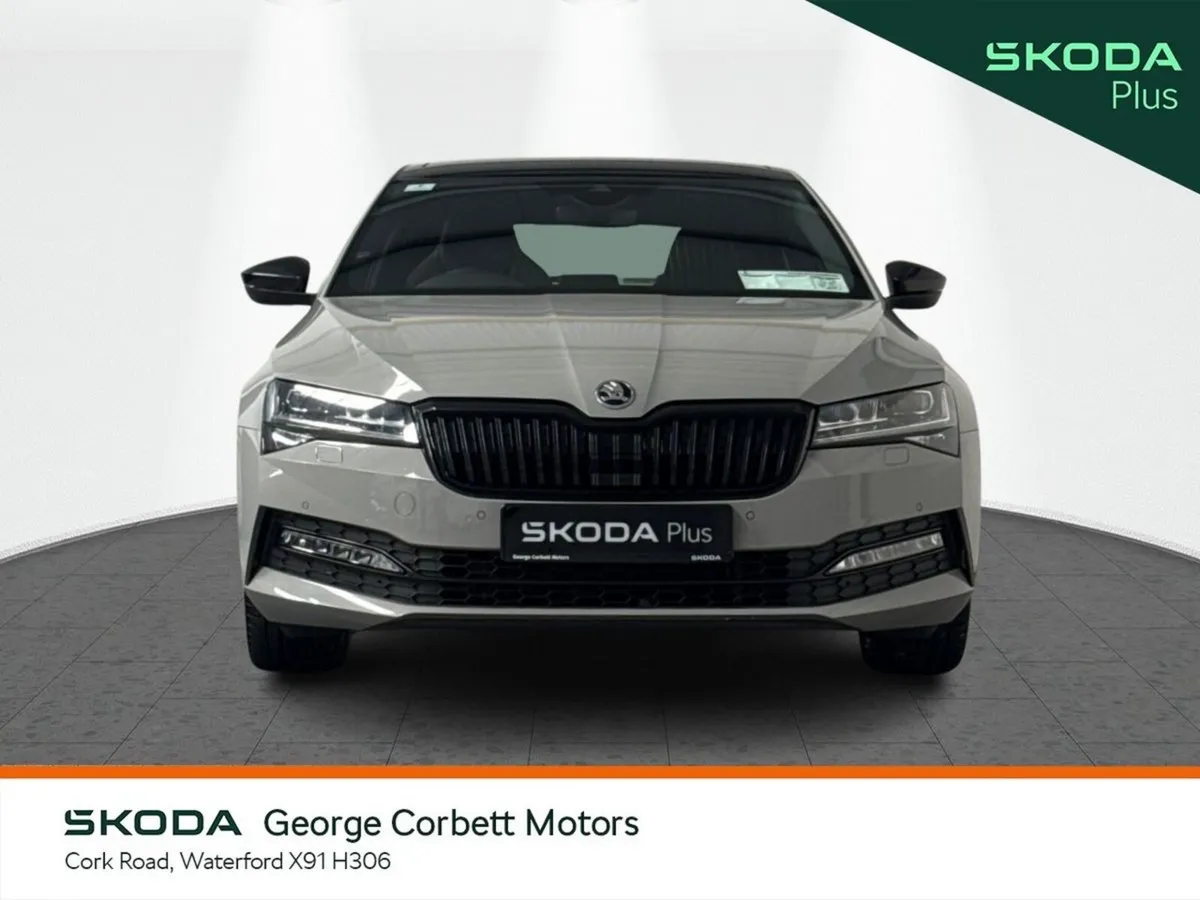 Skoda Superb Saloon, Diesel, 2023, Grey