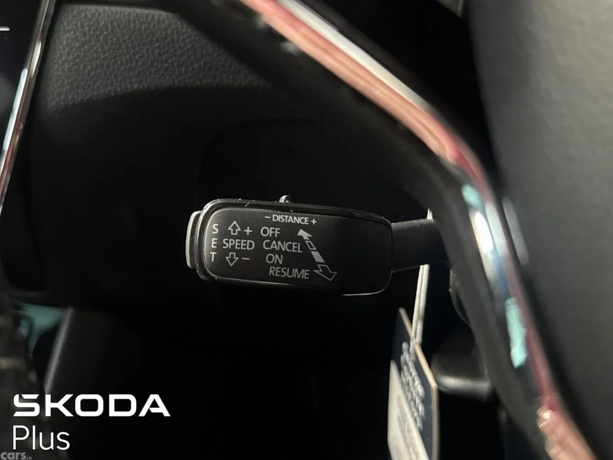 Skoda Superb Saloon, Diesel, 2023, Grey