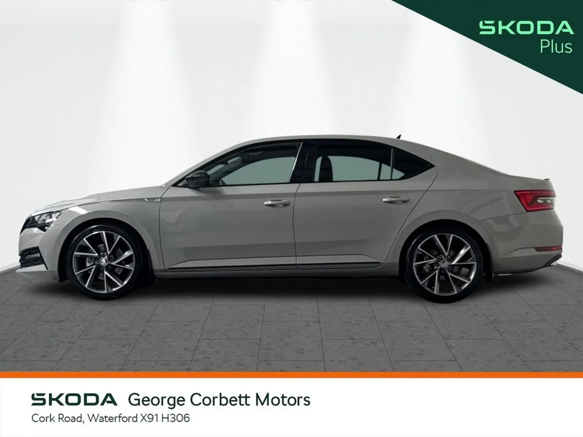 Skoda Superb Saloon, Diesel, 2023, Grey