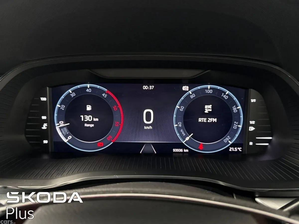 Skoda Octavia Saloon, Diesel, 2023, Silver