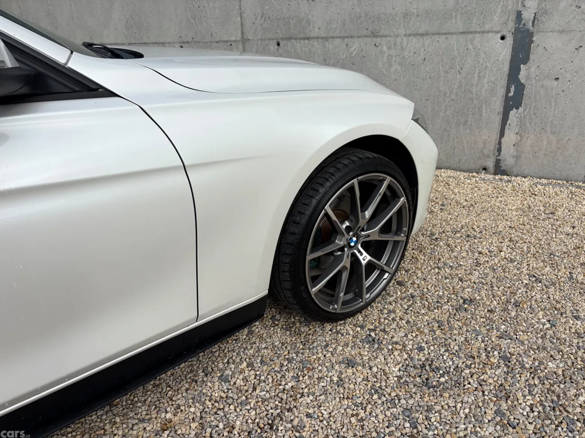 BMW 3-Series Saloon, Diesel, 2014, White