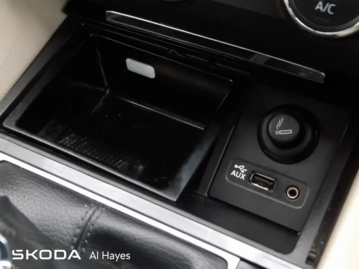 Skoda Superb Saloon, Diesel, 2017, Black