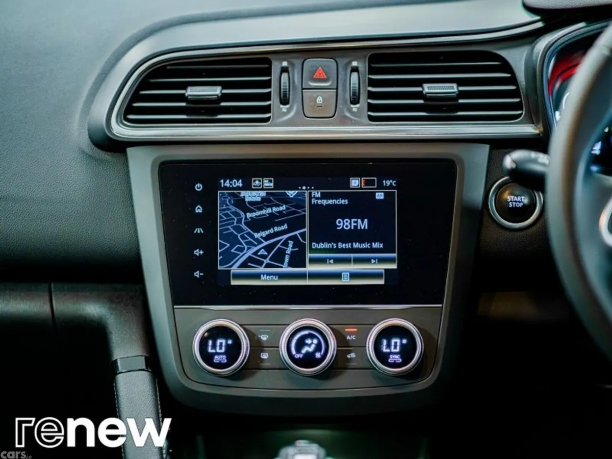 Renault Kadjar SUV, Petrol, 2021, Grey