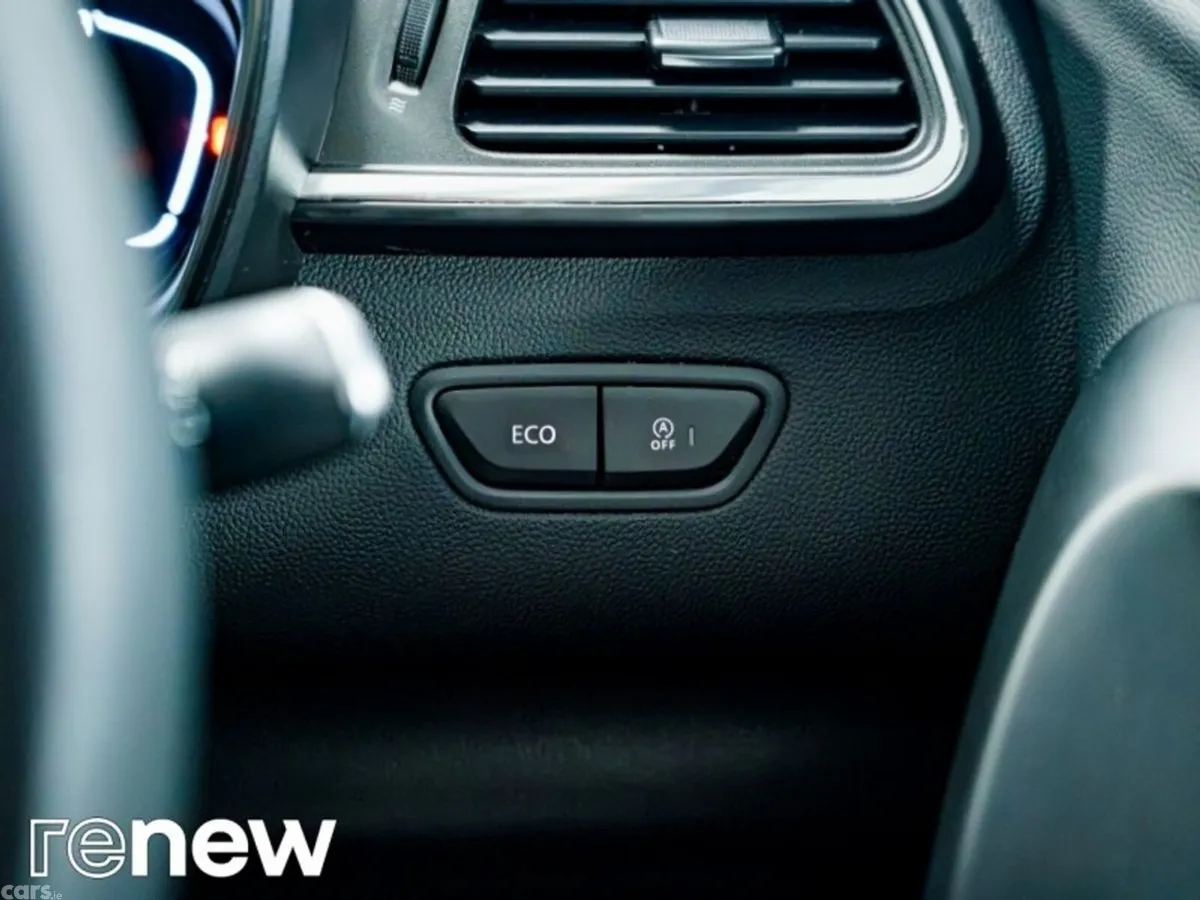 Renault Kadjar SUV, Petrol, 2021, Grey