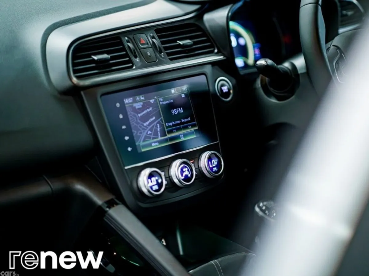 Renault Kadjar SUV, Petrol, 2021, Grey