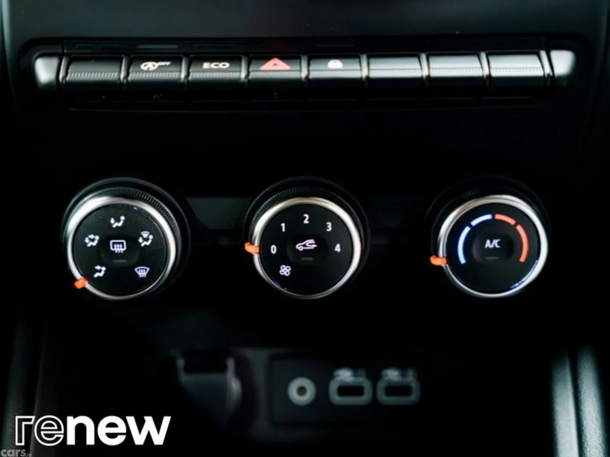 Renault Clio Hatchback, Petrol, 2025, Orange