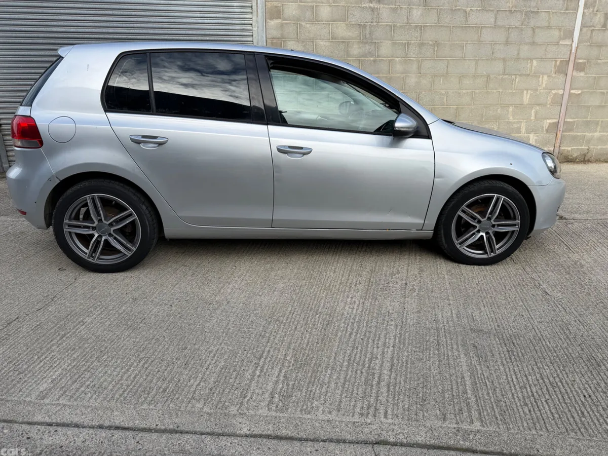 Volkswagen Golf Hatchback, Diesel, 2011, Silver
