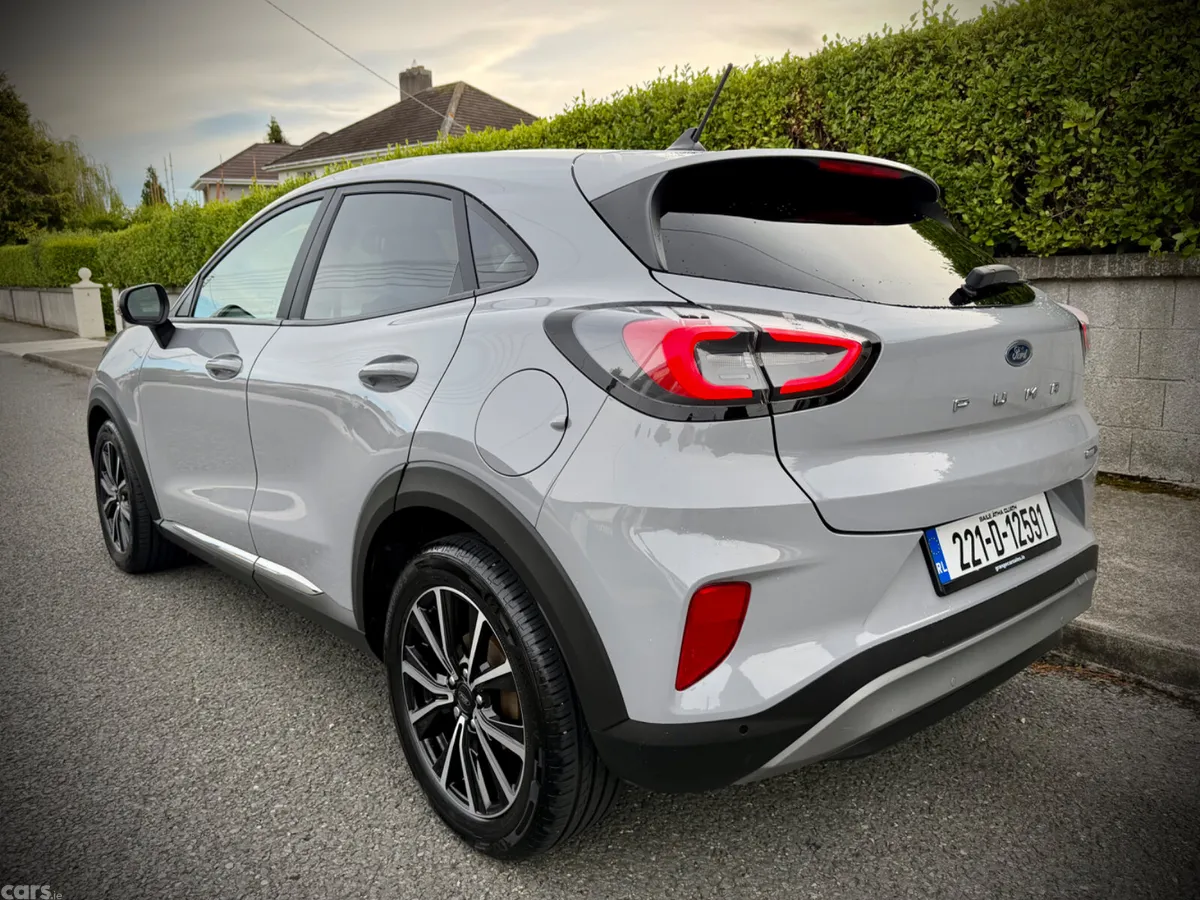 Ford Puma MPV, Petrol Hybrid, 2022, Grey