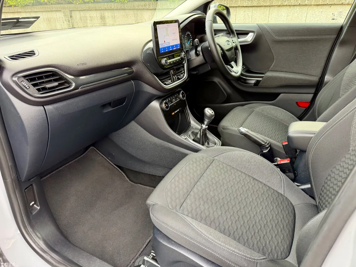 Ford Puma MPV, Petrol Hybrid, 2022, Grey
