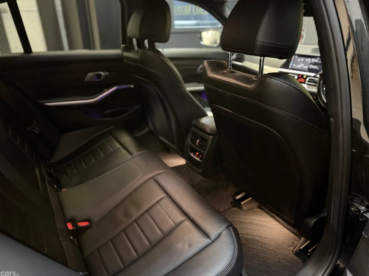BMW 3-Series Saloon, Petrol Plug-in Hybrid, 2022, Black