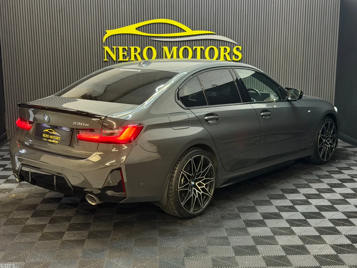 BMW 3-Series Saloon, Petrol Plug-in Hybrid, 2024, Grey