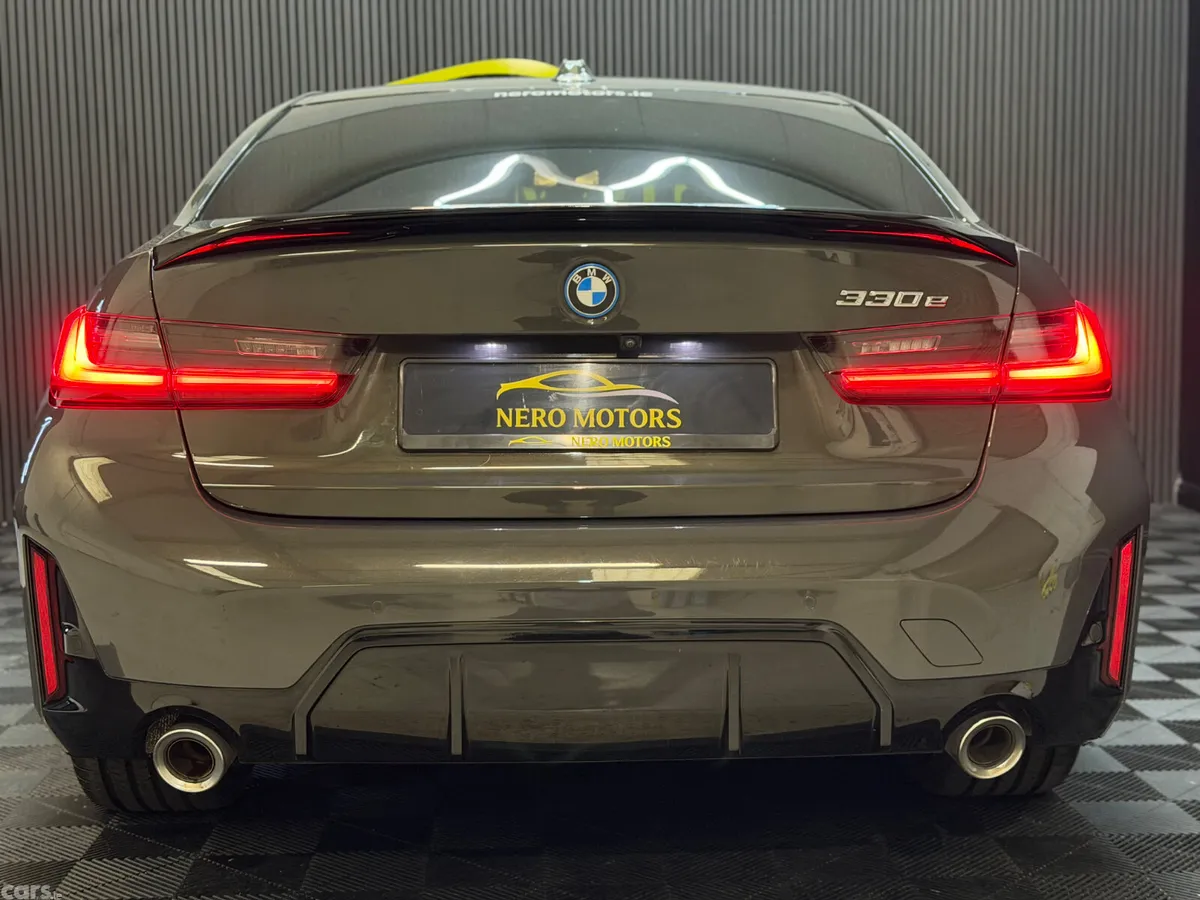 BMW 3-Series Saloon, Petrol Plug-in Hybrid, 2024, Grey