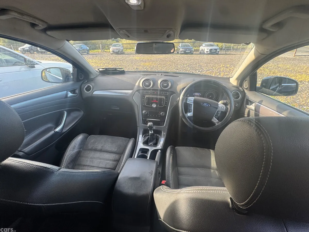 Ford Mondeo Hatchback, Diesel, 2011, Black