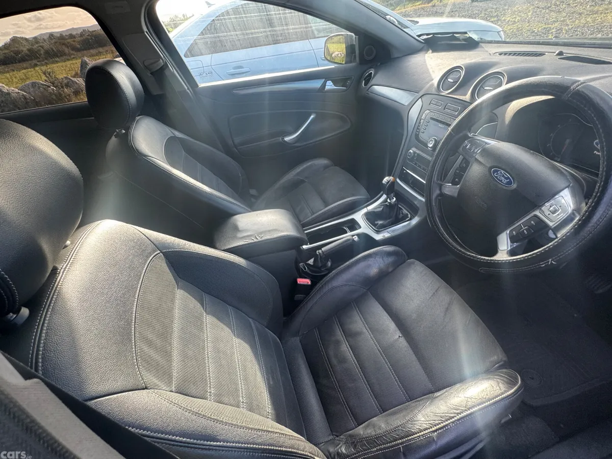 Ford Mondeo Hatchback, Diesel, 2011, Black