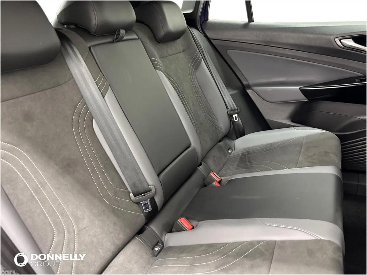 Volkswagen ID.4 Estate, Electric, 2025, Blue