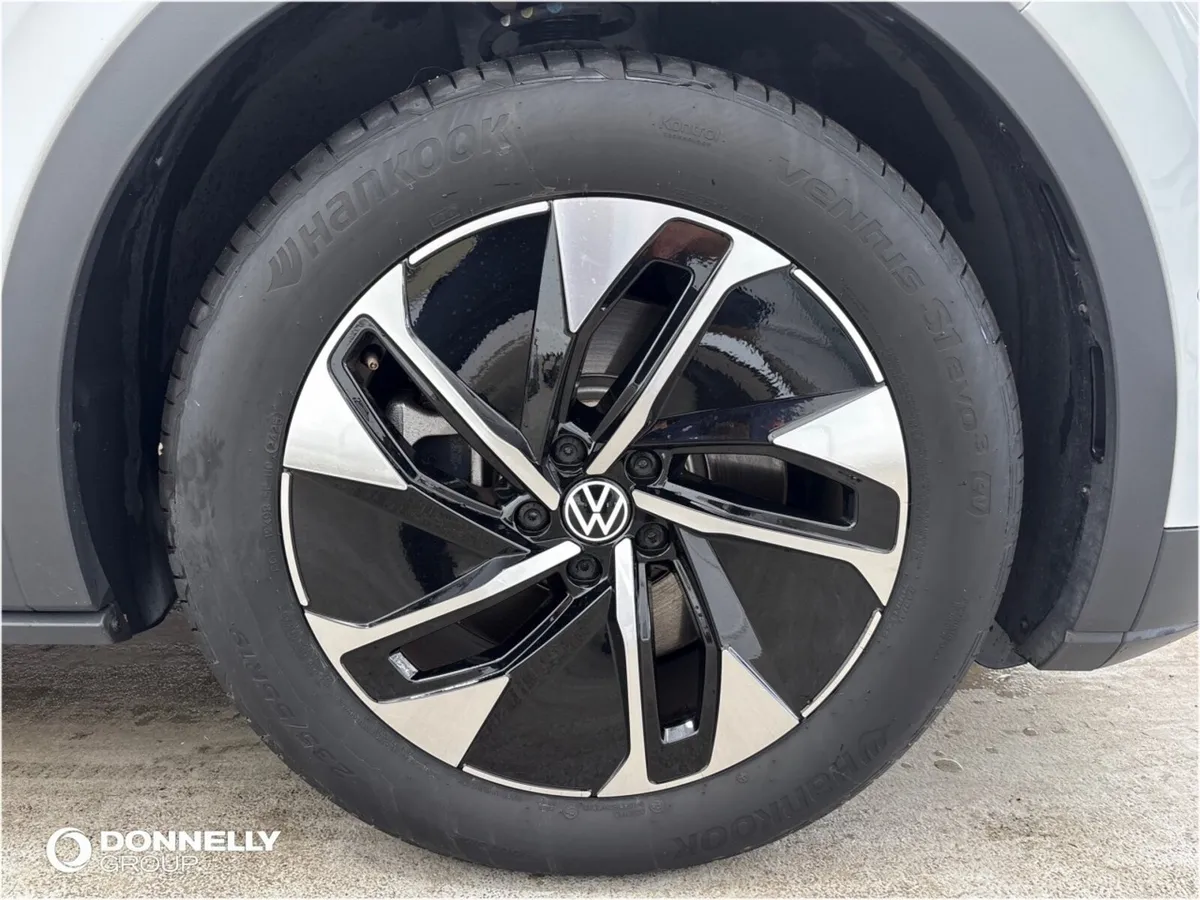 Volkswagen ID.4 Estate, Electric, 2025, White