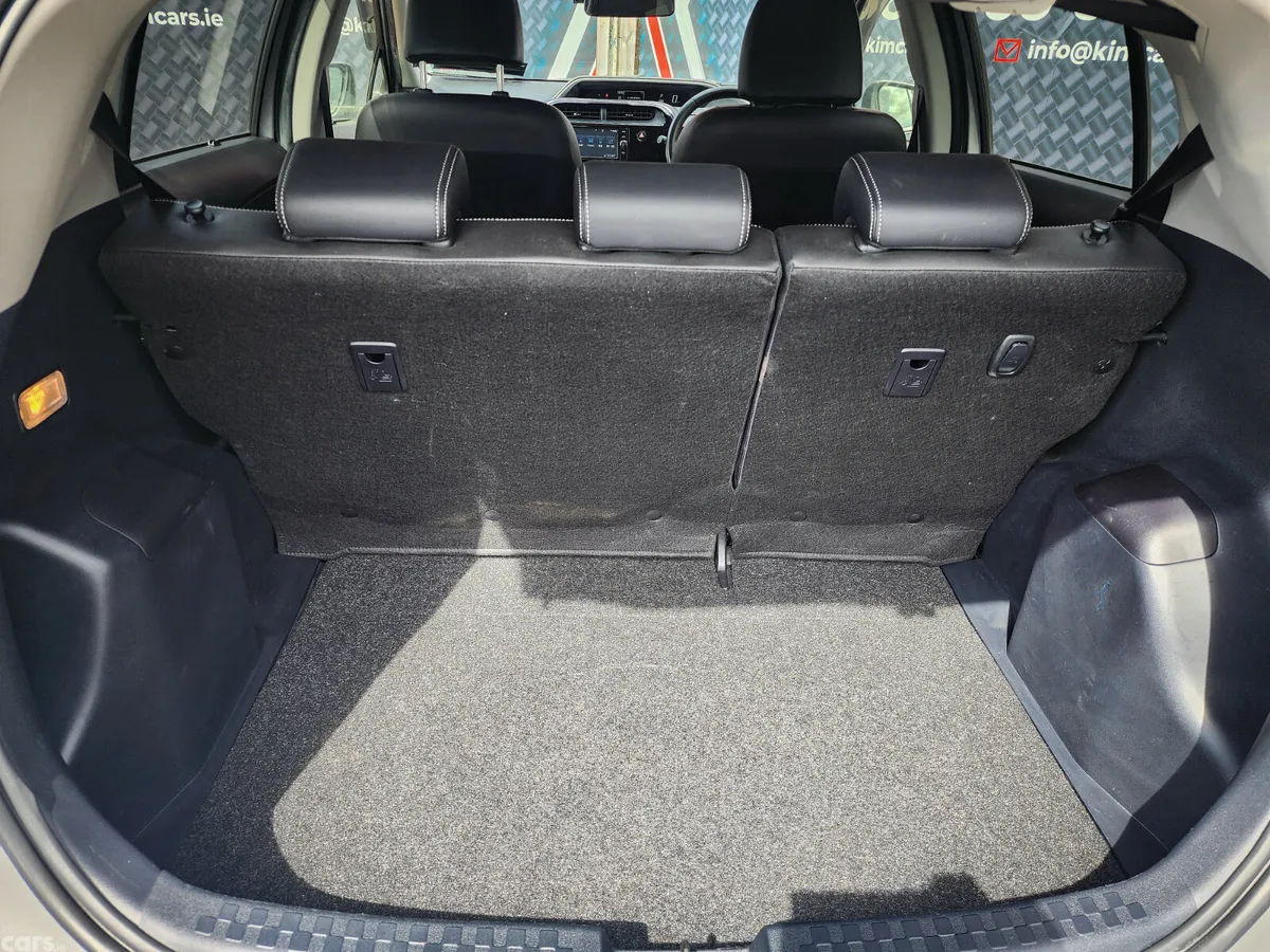 Toyota Aqua Hatchback, Petrol Hybrid, 2018, Silver