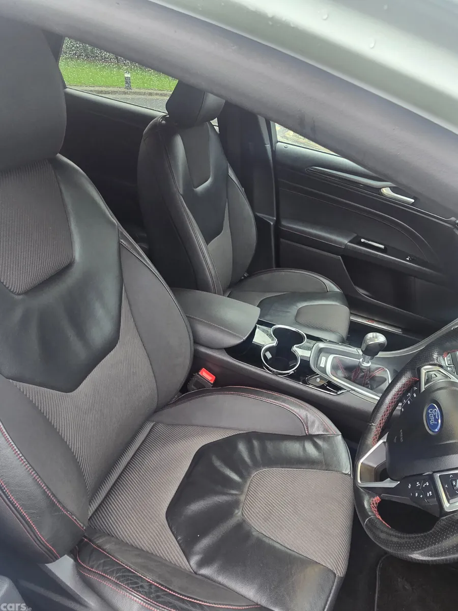 Ford Mondeo Hatchback, Diesel, 2018, White