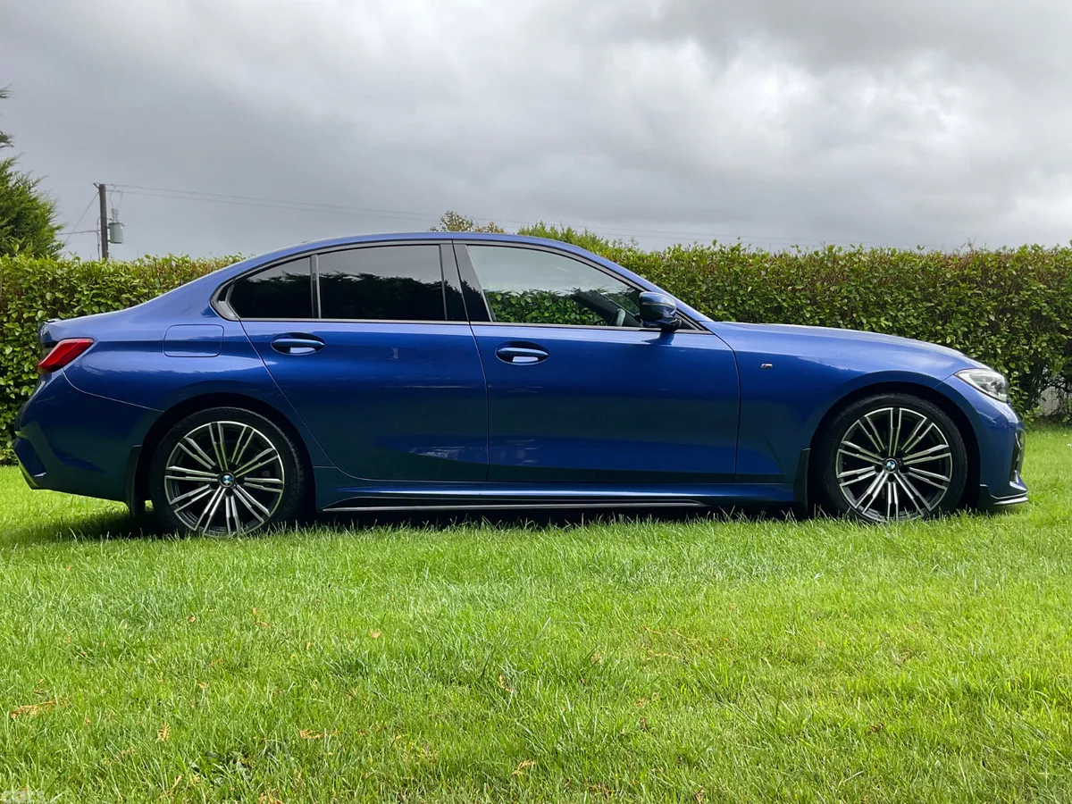 BMW 3-Series Saloon, Diesel Hybrid, 2020, Blue