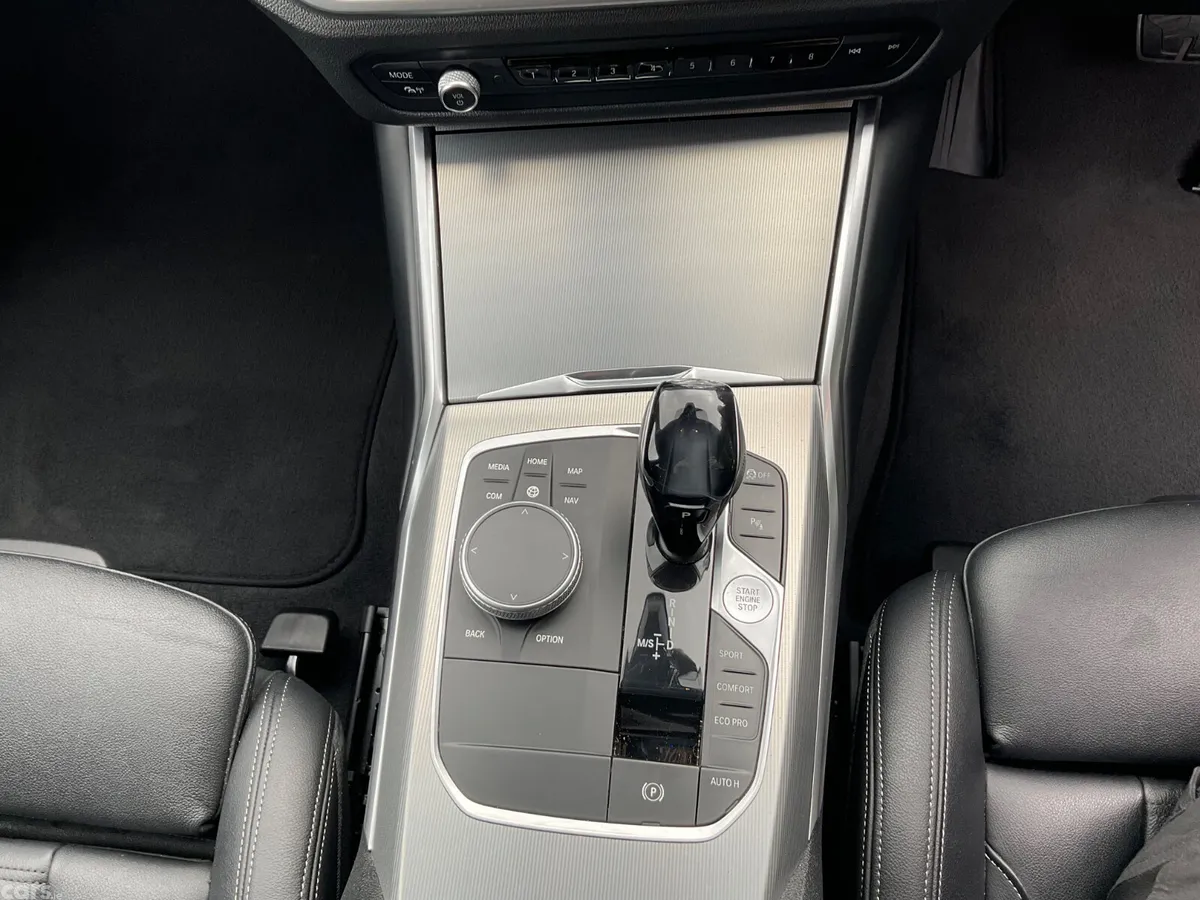 BMW 3-Series Saloon, Diesel Hybrid, 2020, Blue
