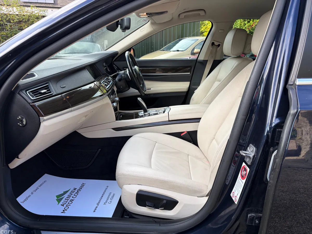 BMW 7-Series Saloon, Diesel, 2013, Blue