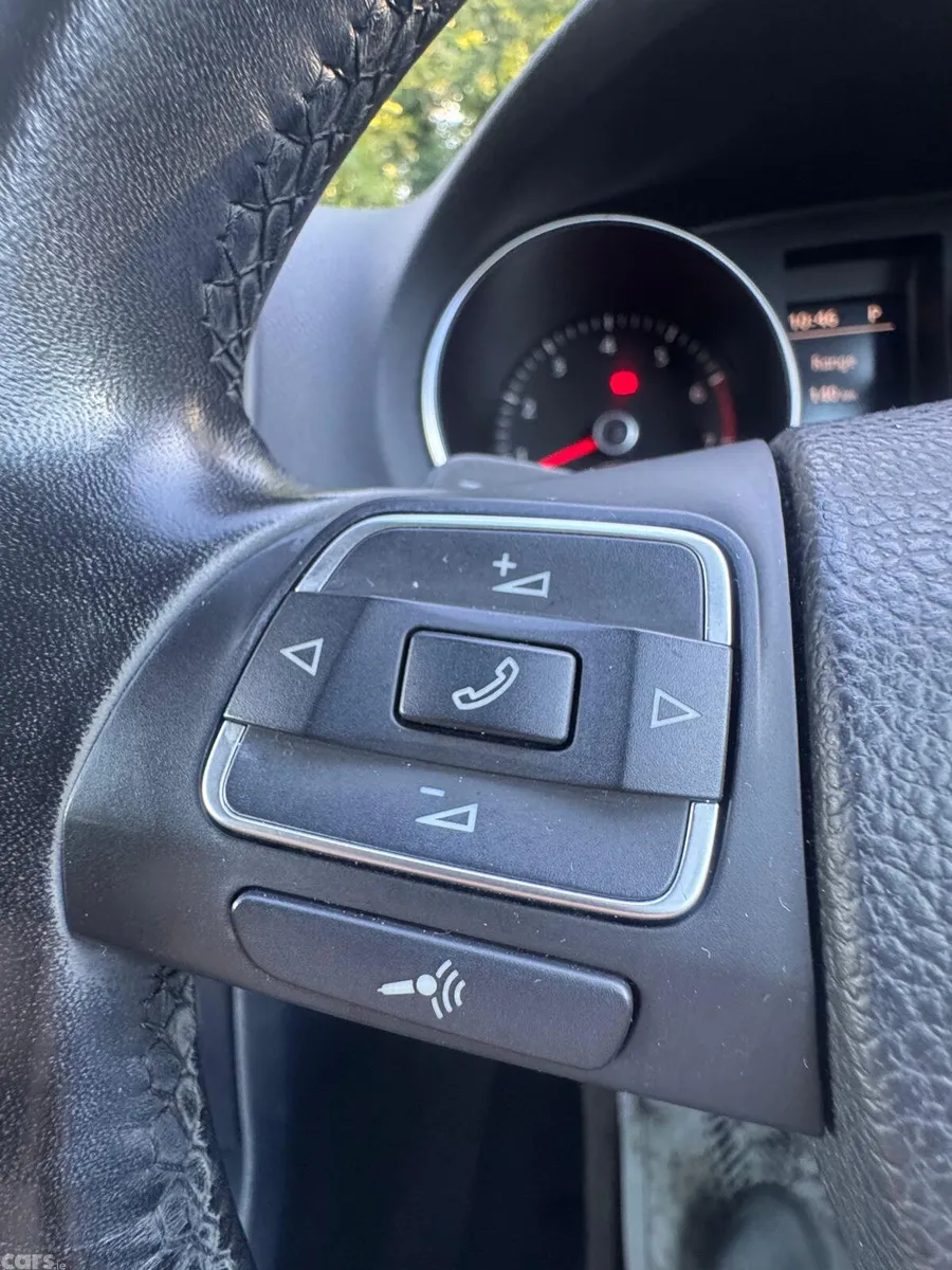 Volkswagen Golf Hatchback, Petrol, 2013, Silver