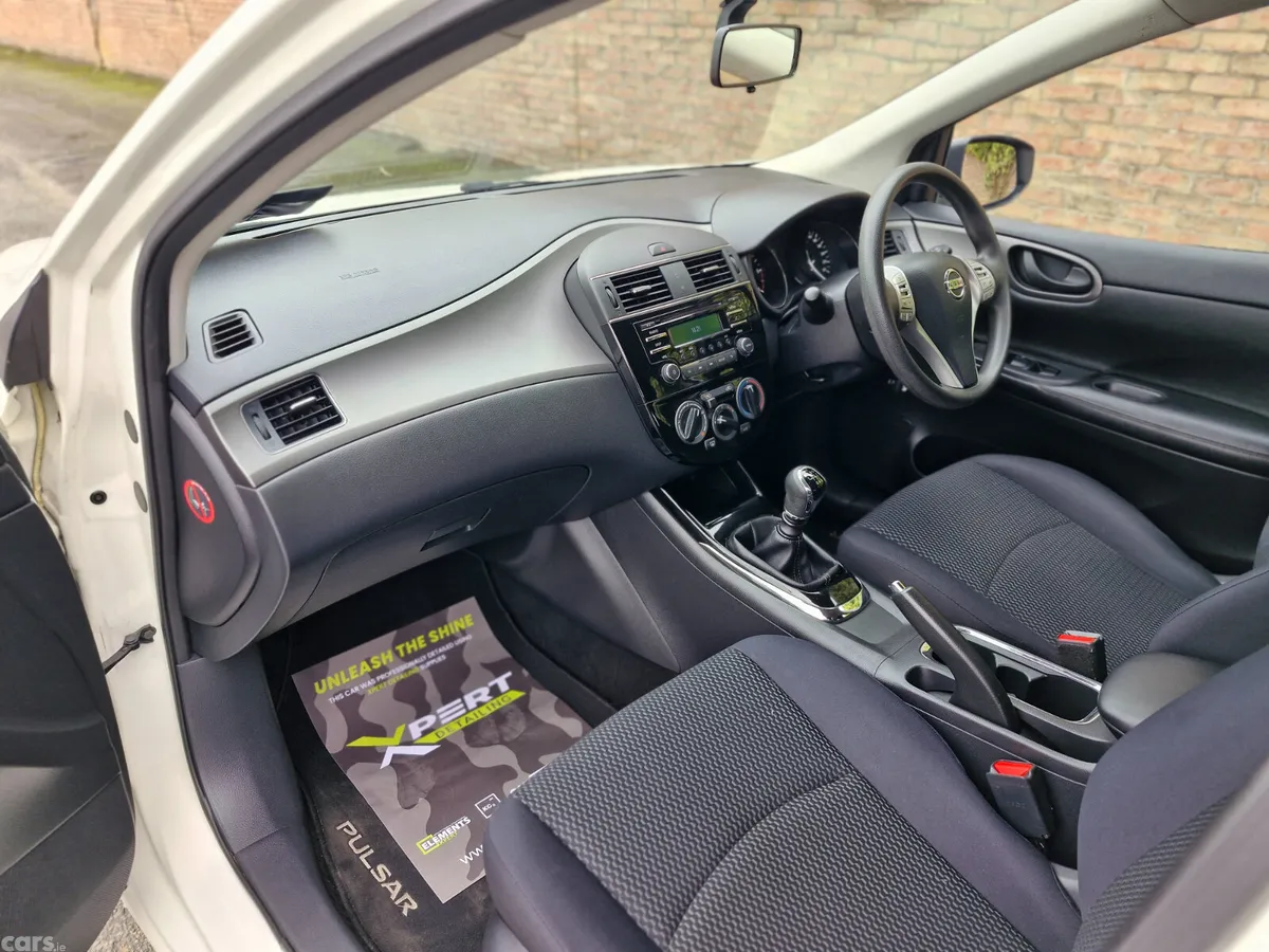 Nissan Pulsar Hatchback, Diesel, 2016, White