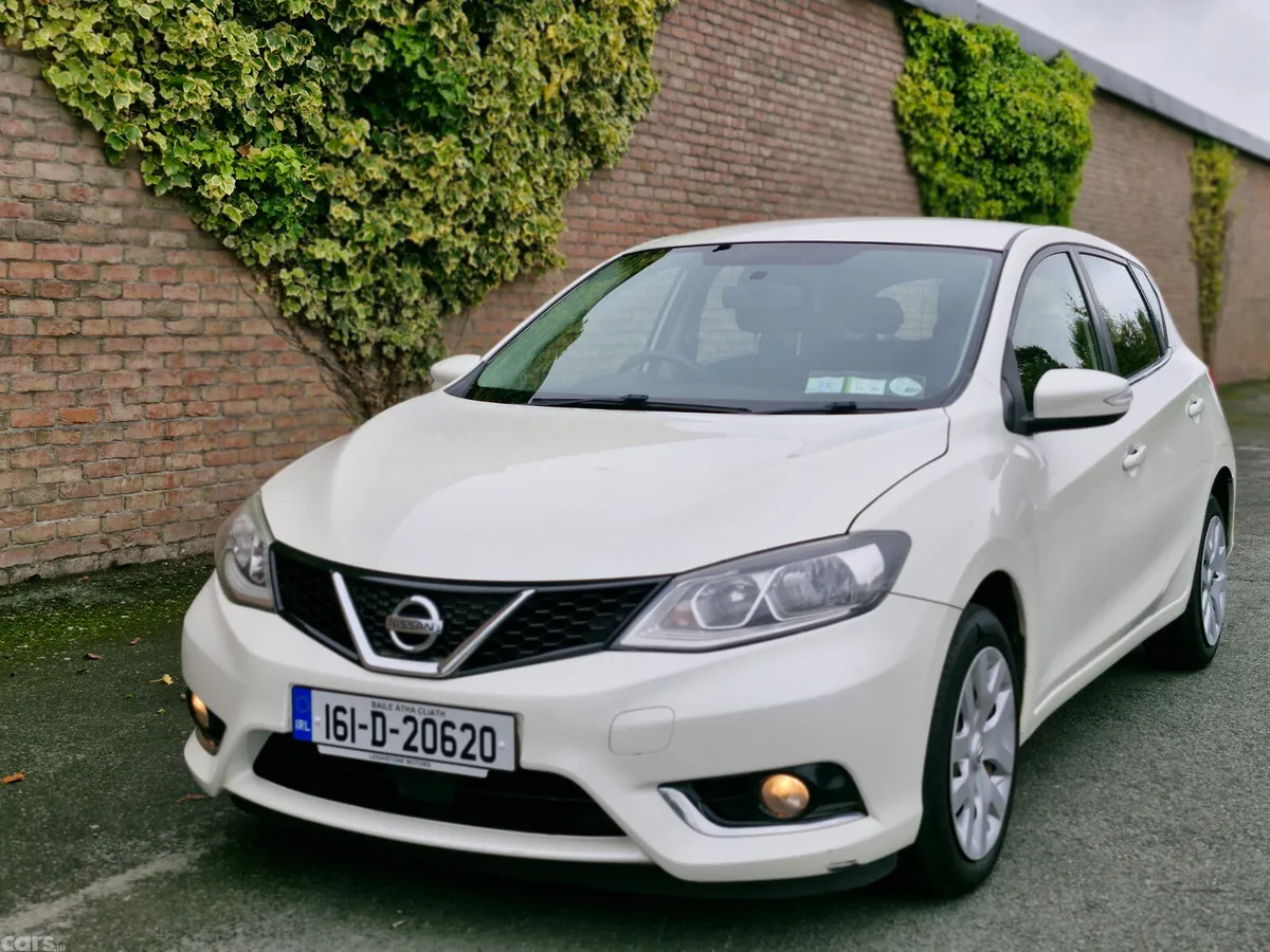 Nissan Pulsar Hatchback, Diesel, 2016, White