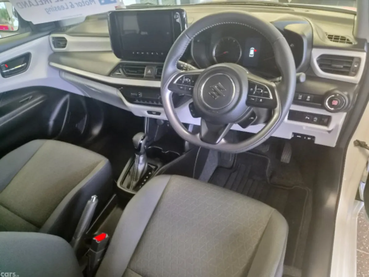 Suzuki Swift Hatchback, Petrol Hybrid, 2025, Grey