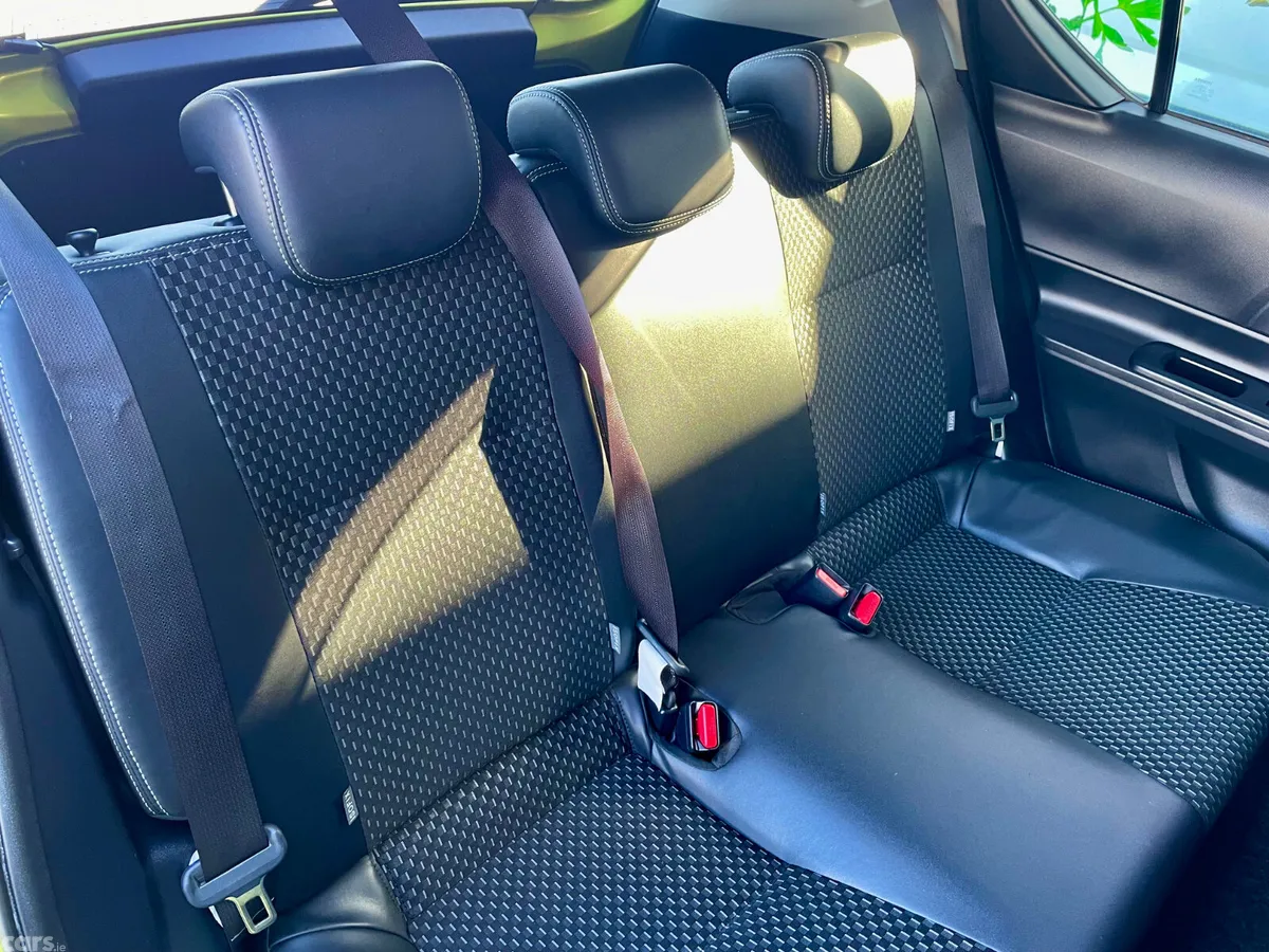 Toyota Aqua Hatchback, Petrol Hybrid, 2017, Green