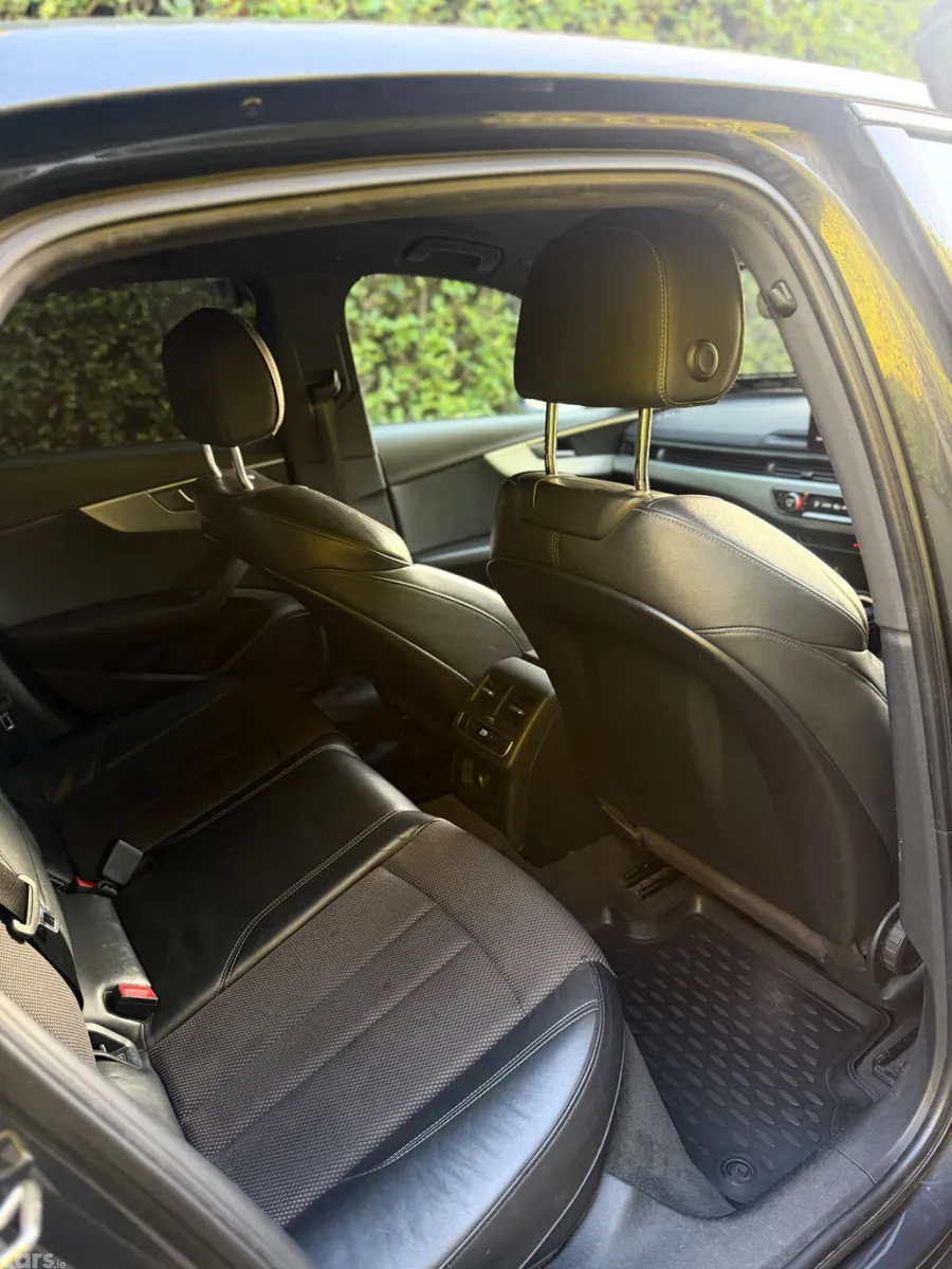 Audi A4 Saloon, Diesel, 2016, Grey