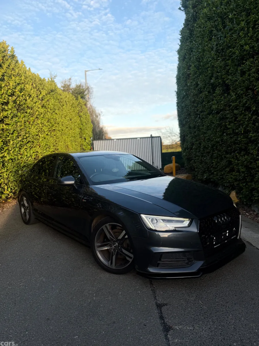 Audi A4 Saloon, Diesel, 2016, Grey
